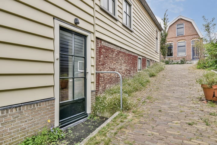 Foto 7 van Nieuwendammerdijk 241