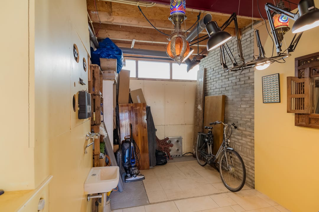 Photo 8 of Evertsenstraat 10