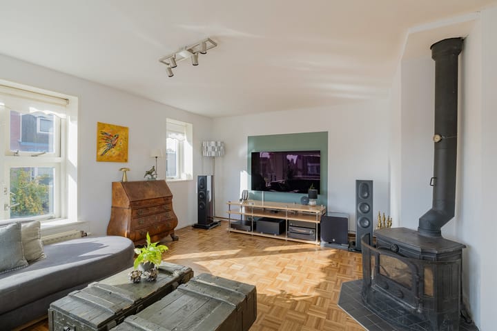 Photo 21 of Evertsenstraat 10