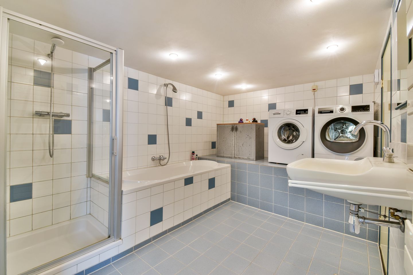 Foto 44 van Nieuwendammerdijk 241