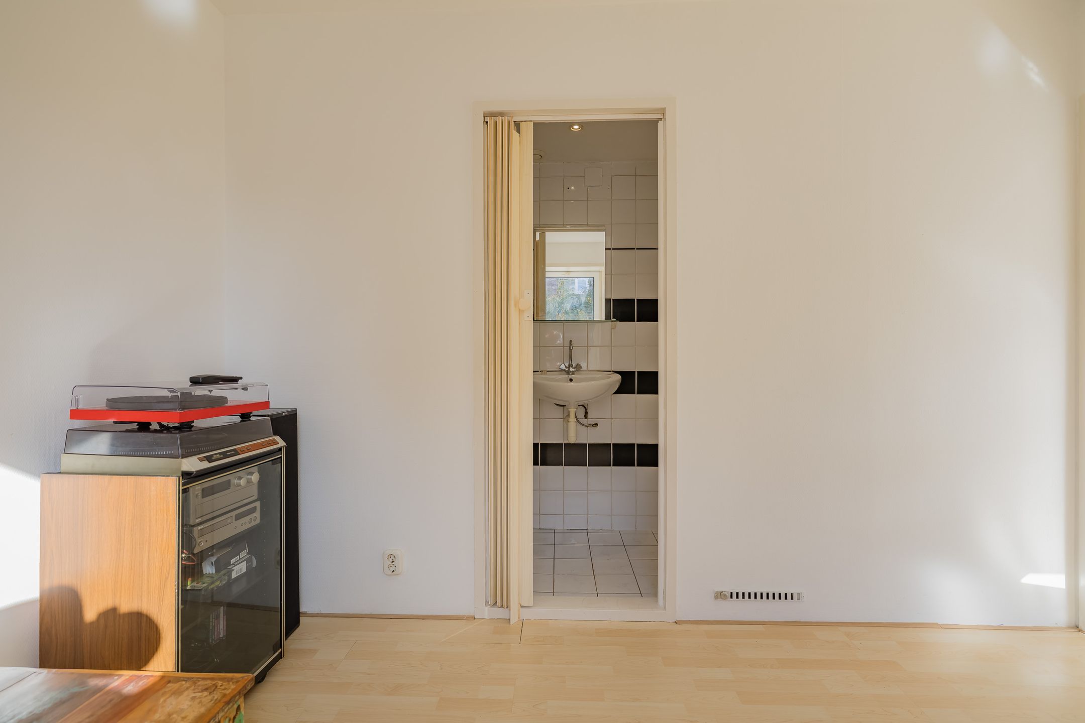 Photo 36 of Evertsenstraat 10