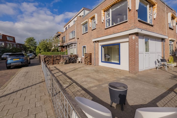 Photo 43 of Evertsenstraat 10