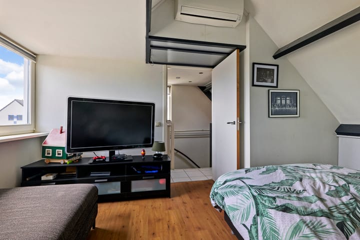 Foto 27 van Waterhoen 1