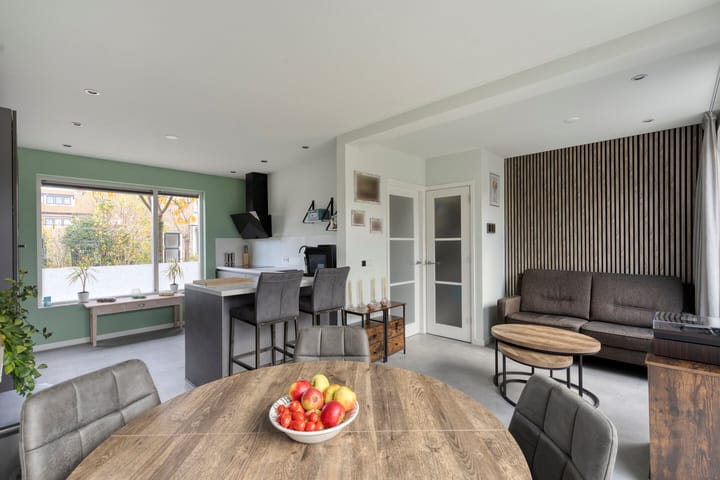 Photo 12 of Meidoornstraat 17