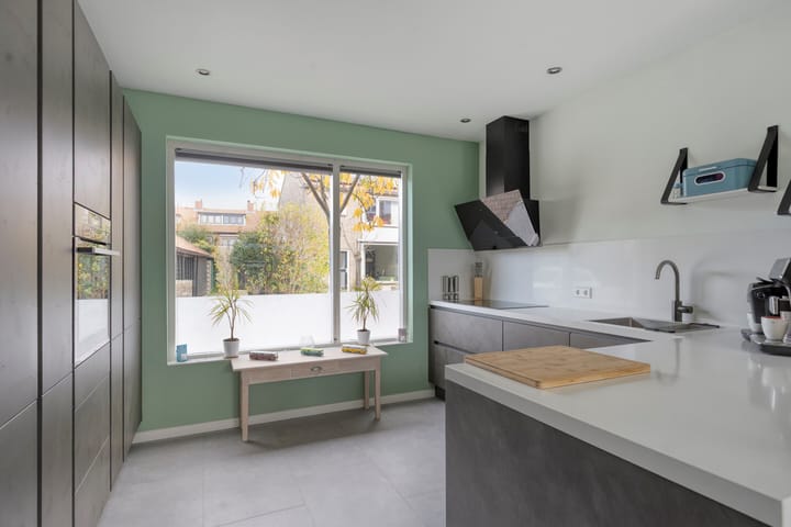 Photo 14 of Meidoornstraat 17