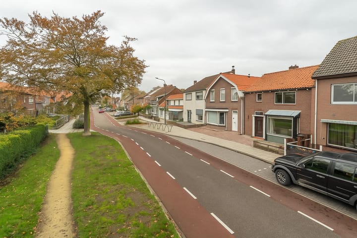 Foto 6 van Hoofdweg 13