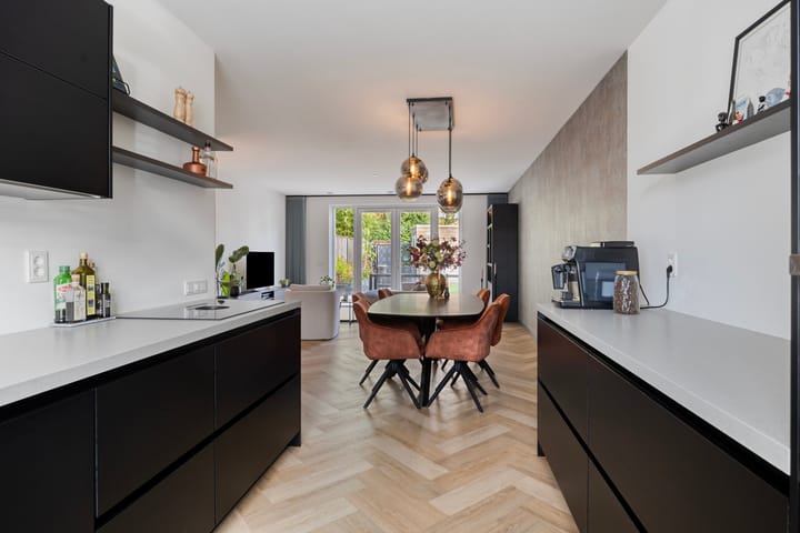 Foto 7 van De Esdoorn 23