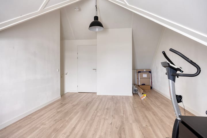 Foto 22 van De Esdoorn 23