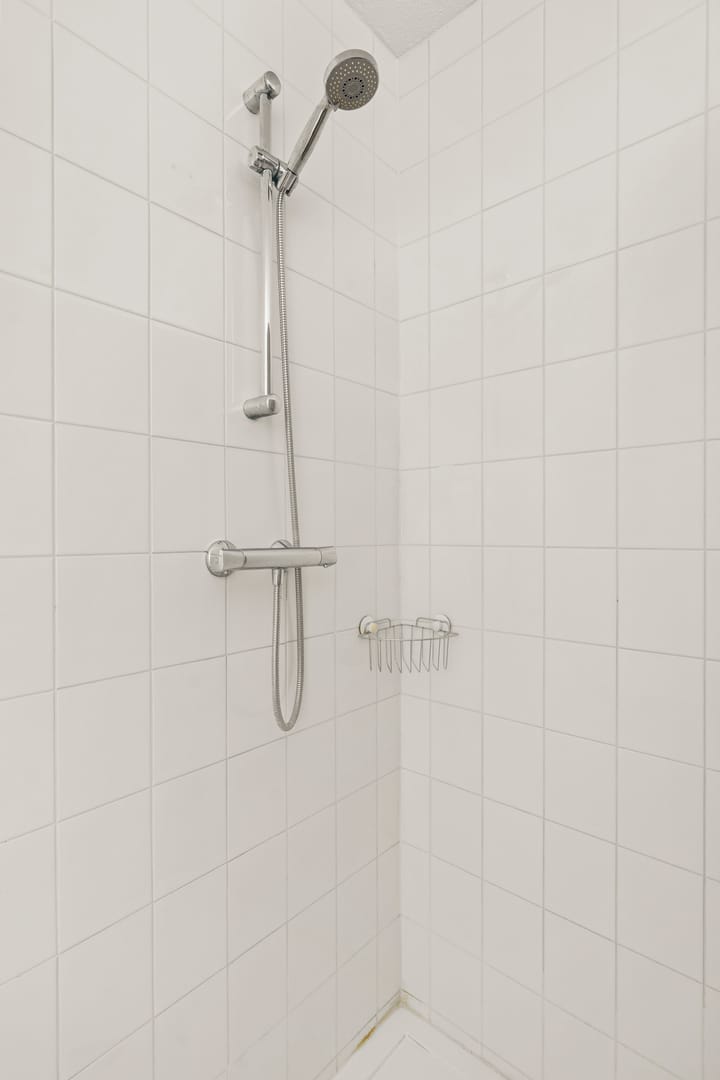 Photo 25 of Oeverzeggestraat 36