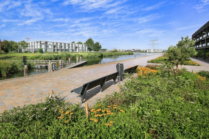 Photo 53 of Oeverzeggestraat 36