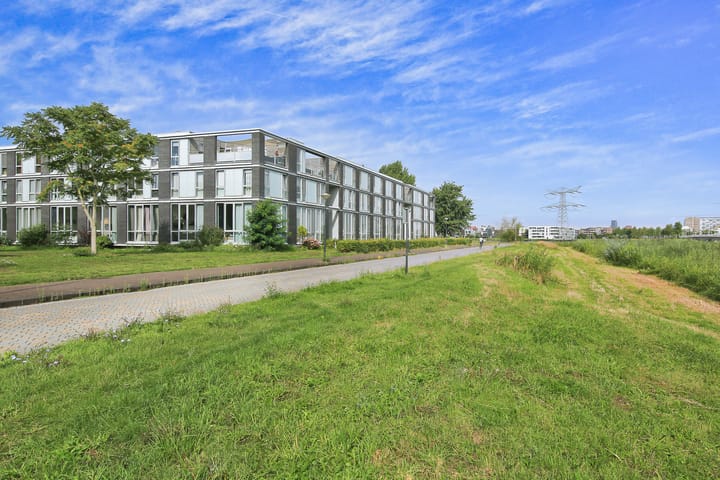 Photo 54 of Oeverzeggestraat 36