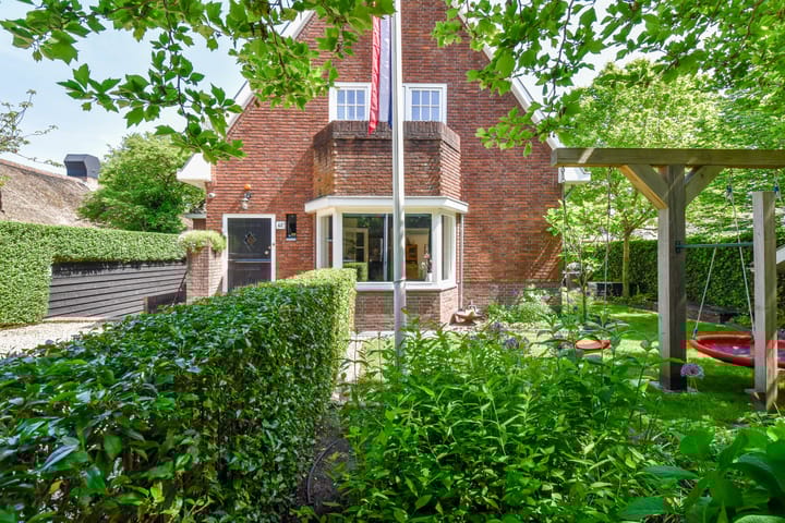 Photo 13 of Naarderstraat 44-A