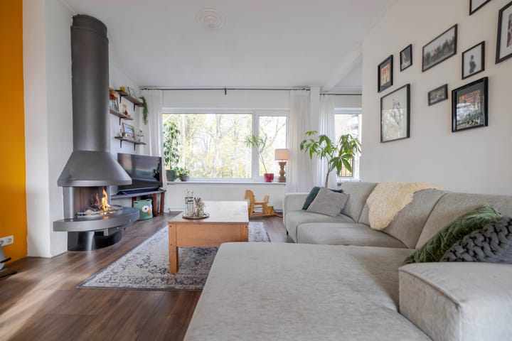 Photo 2 of Veerpolderstraat 84