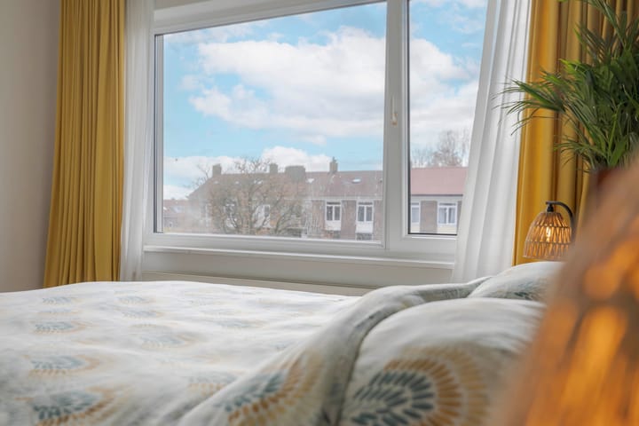 Photo 22 of Veerpolderstraat 84