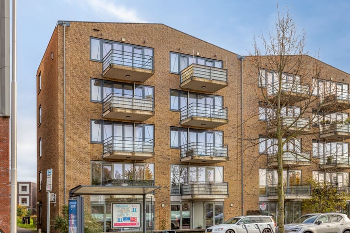 Photo 36 of Westervoortsedijk 16-36