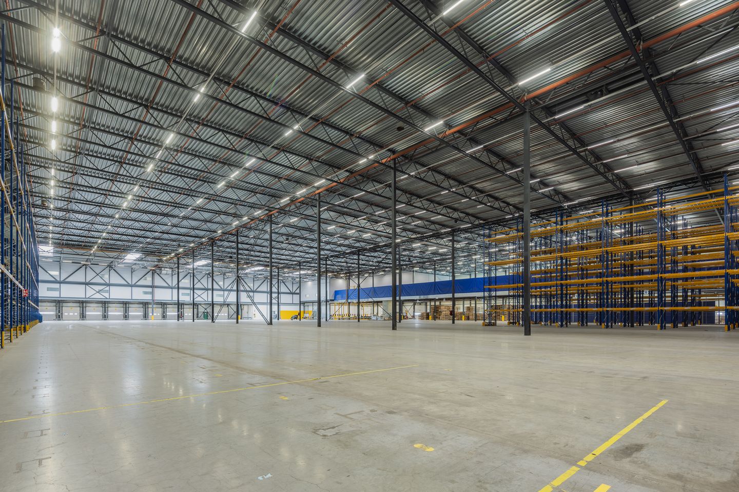 View photo 4 of Bijsterhuizen 2025