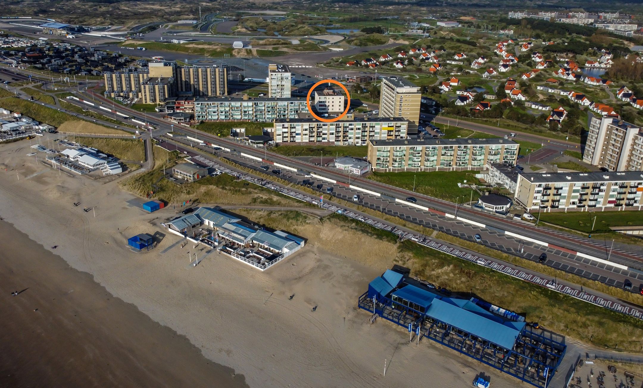 Photo 3 of Burgemeester van Alphenstraat 59-F6