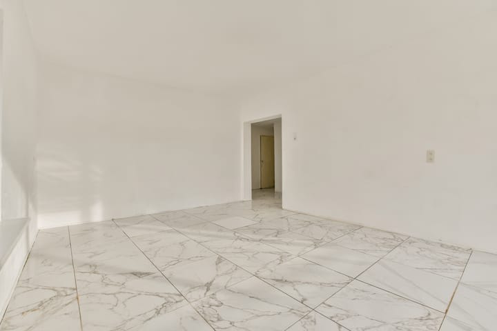 Photo 9 of Burgemeester van Alphenstraat 59-F6