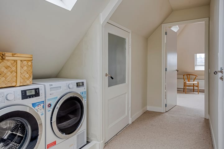 Photo 33 of Emmastraat 43-A