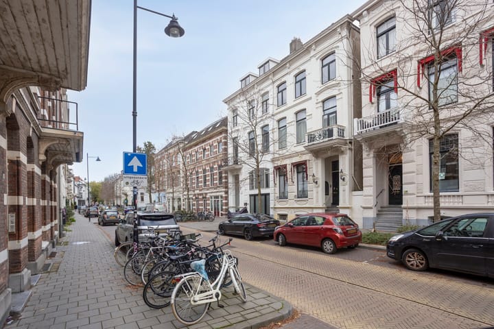 Photo 46 of Emmastraat 43-A