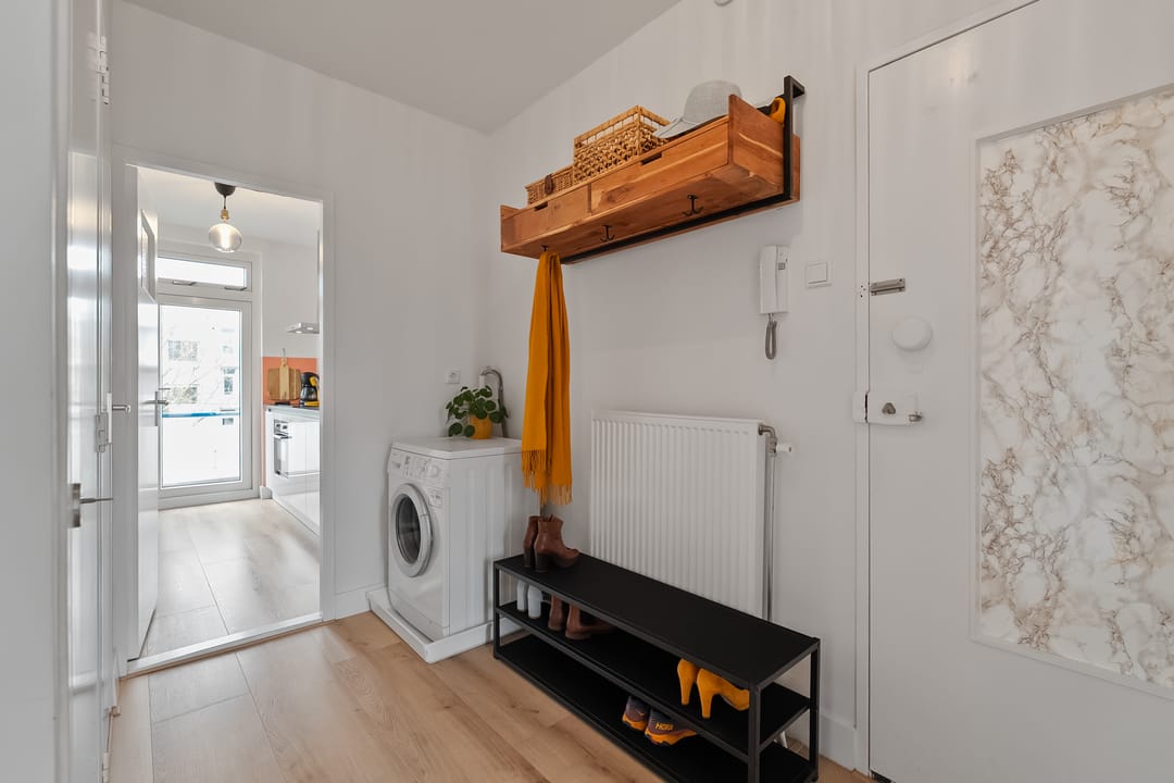 Photo 16 of Van Ostadelaan 140