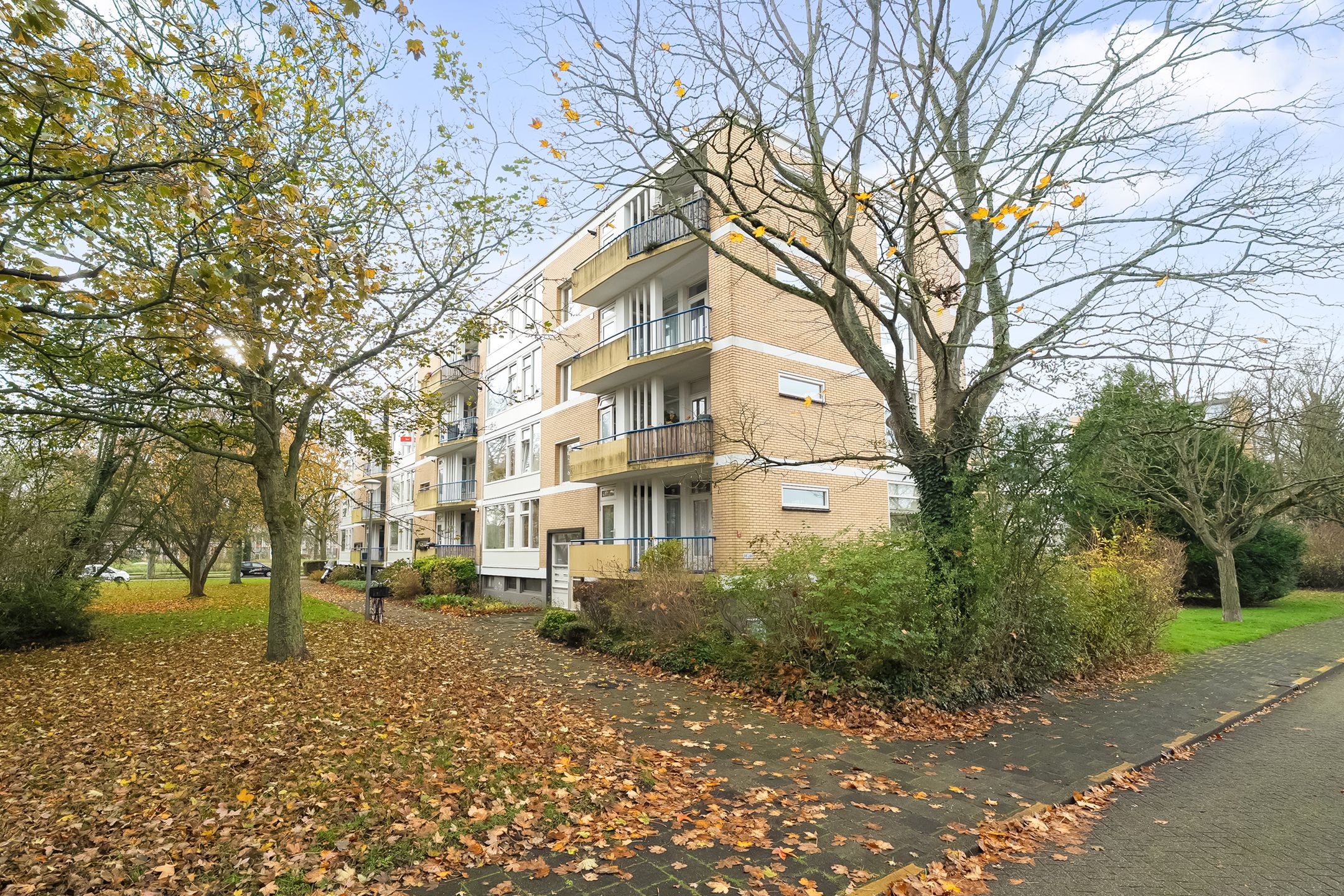 Photo 27 of Van Ostadelaan 140