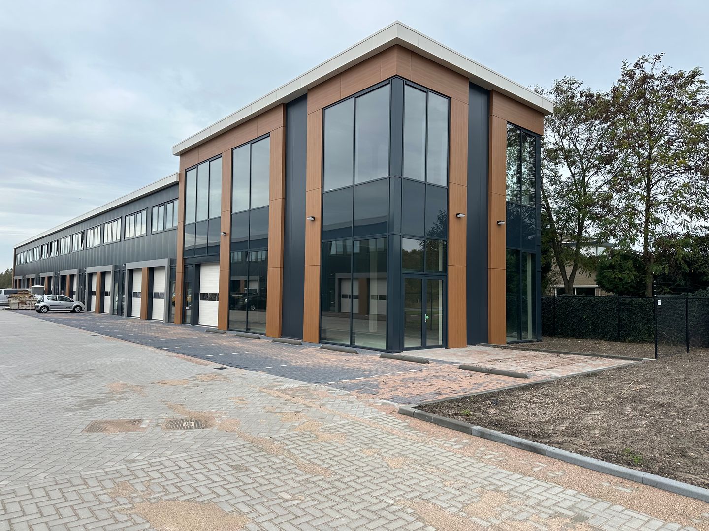 Bekijk foto 1 van Nieuwe Bredase Baan 10-A