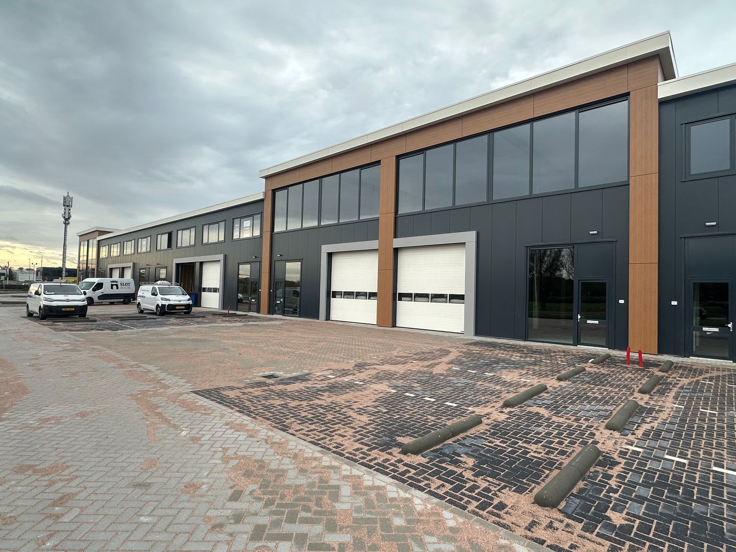 Bekijk foto 1 van Nieuwe Bredase Baan 14-G