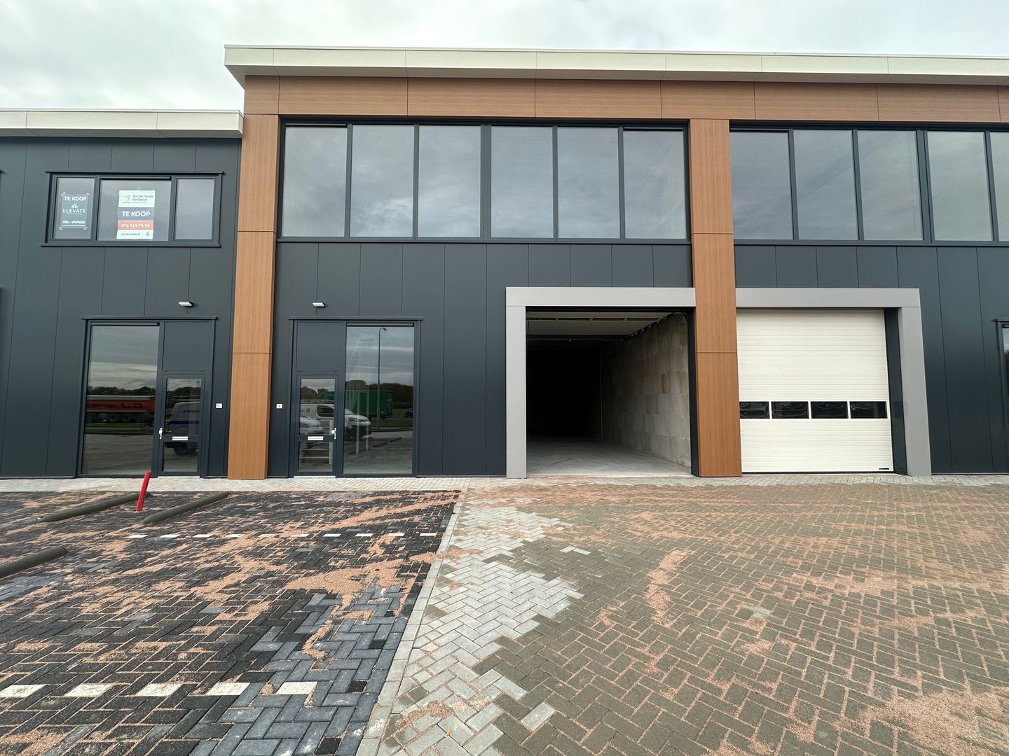 Bekijk foto 2 van Nieuwe Bredase Baan 14-H