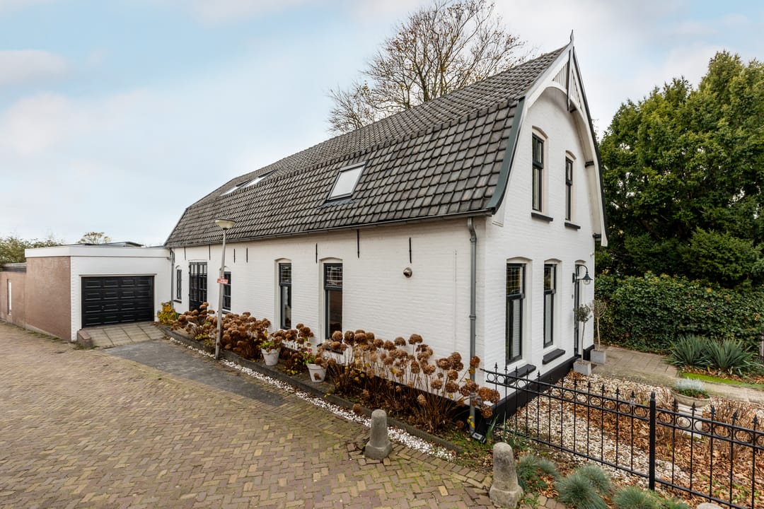 Photo 41 of Kerkplein 10