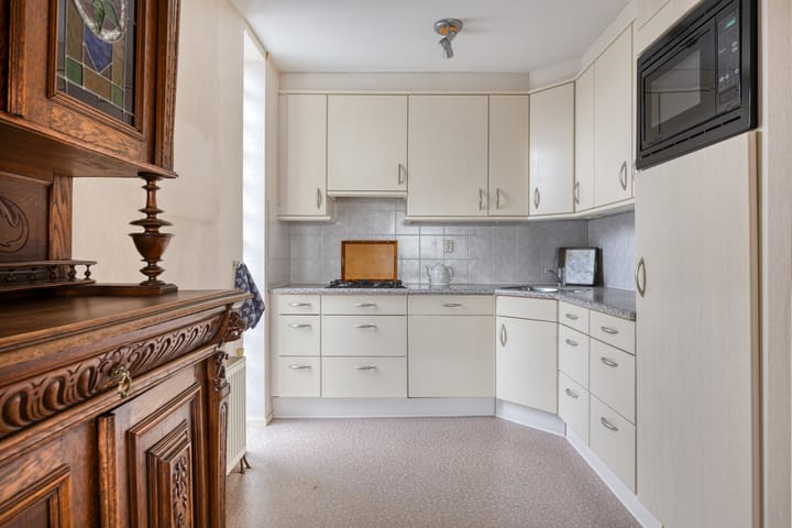 Photo 4 of Dorpsstraat 153-A