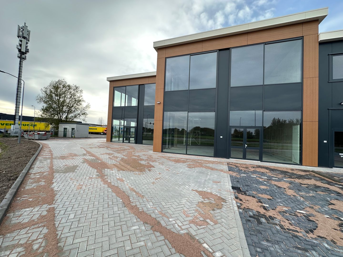 View photo 2 of Nieuwe Bredase Baan 14-P