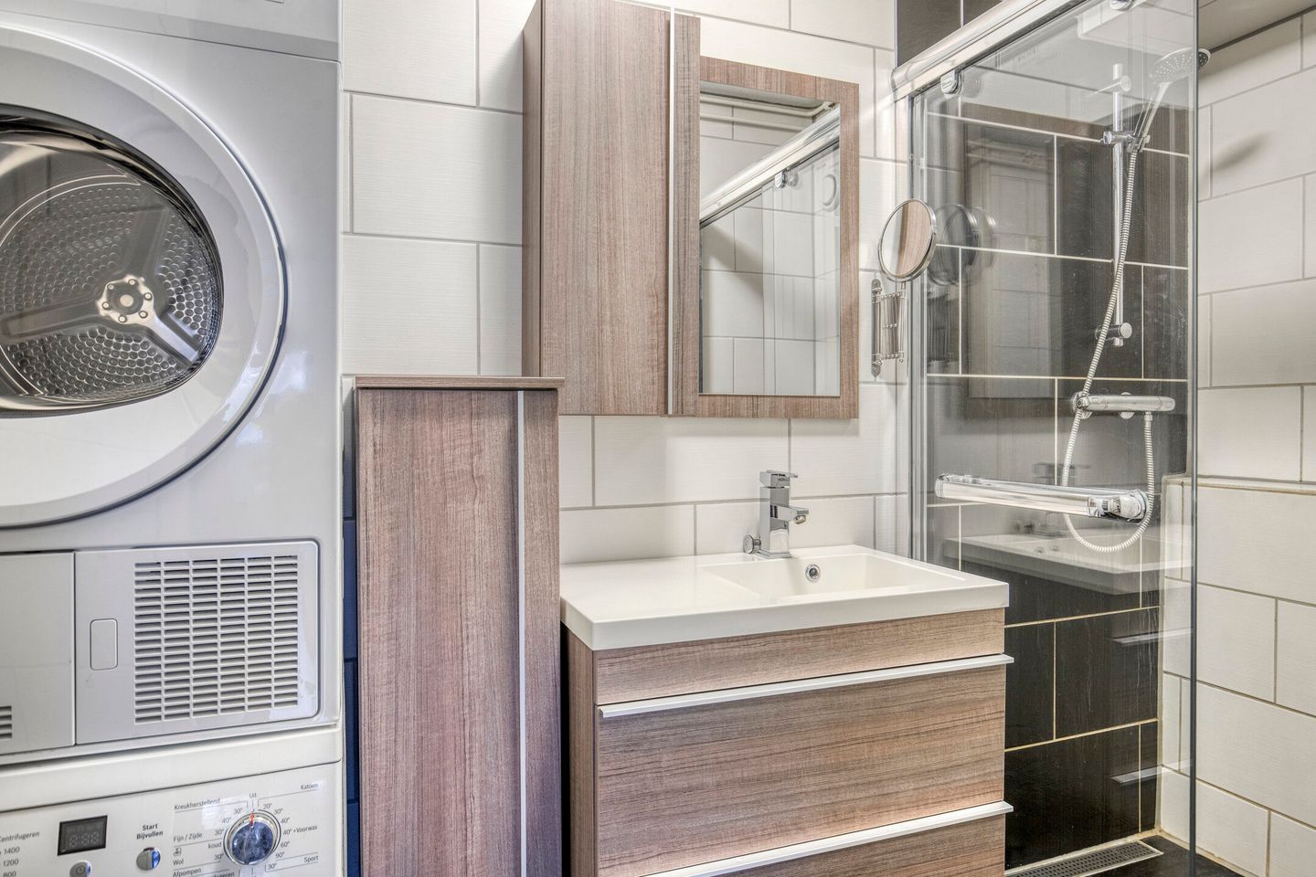 Photo 19 of Wever 40