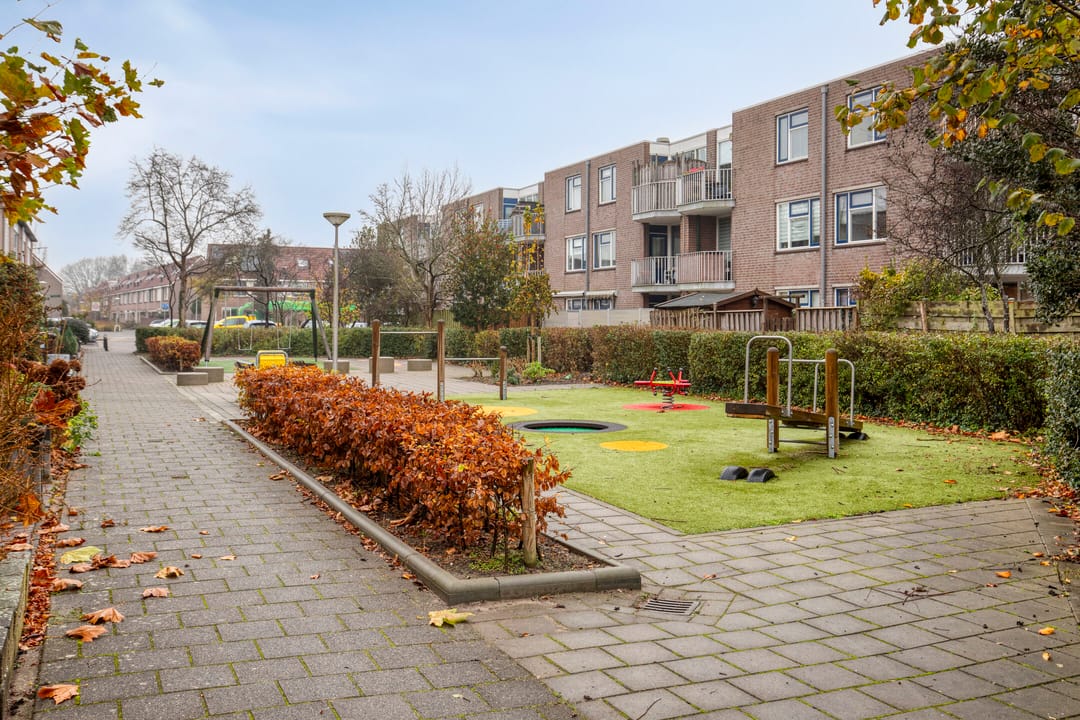 Photo 23 of Wever 40