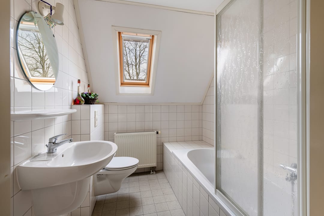 Photo 32 of Hogewal 10