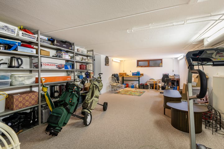 Photo 42 of Hogewal 10