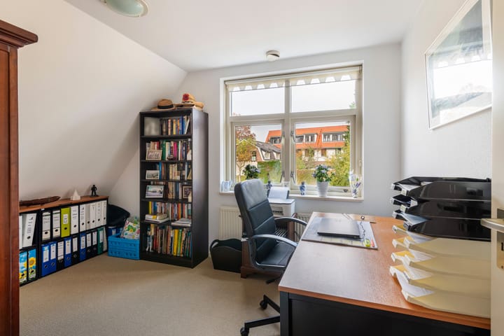 Photo 30 of Hogewal 10