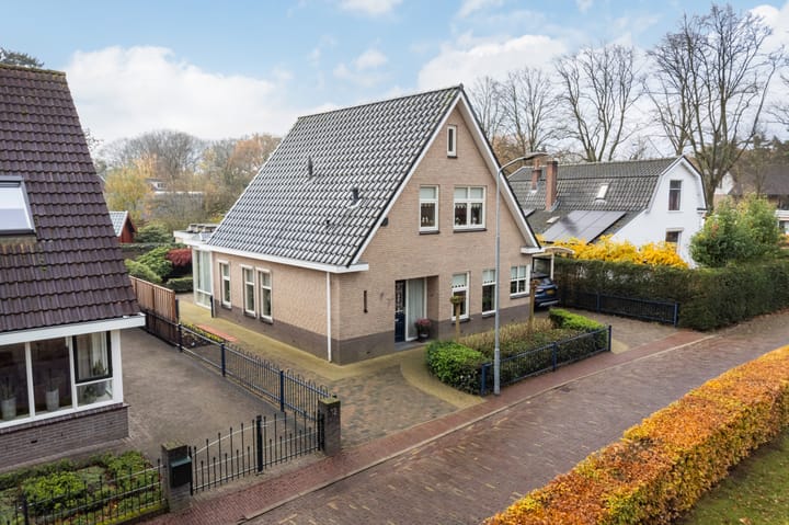 Photo 51 of Hogewal 10