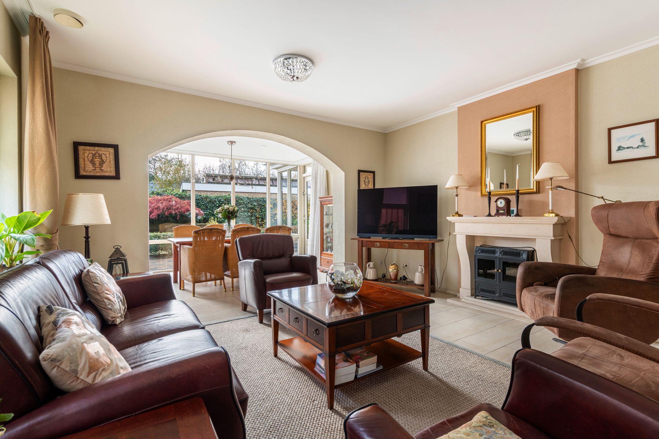 Photo 9 of Hogewal 10