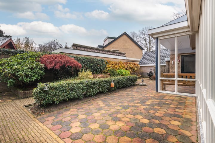 Photo 47 of Hogewal 10