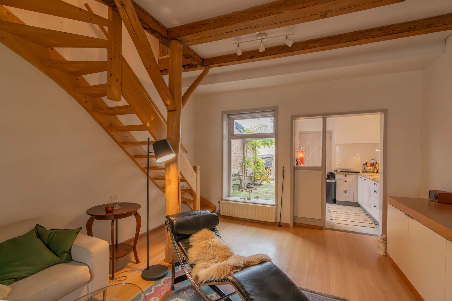 Foto 4 van Manhuisstraat 34