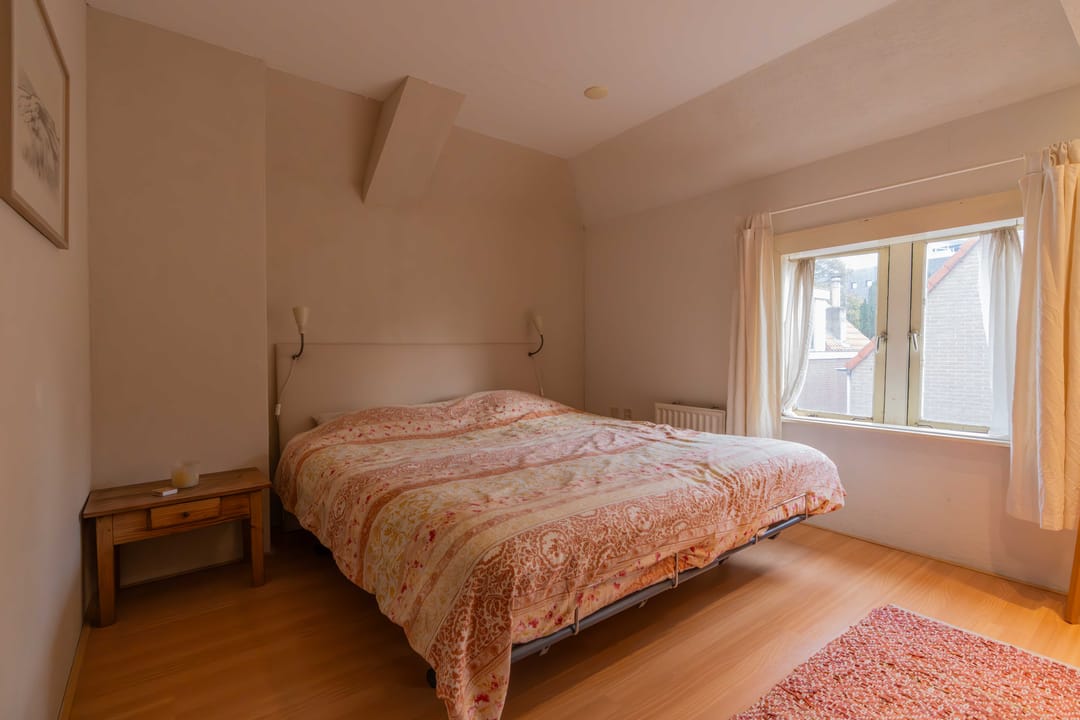 Foto 13 van Manhuisstraat 34