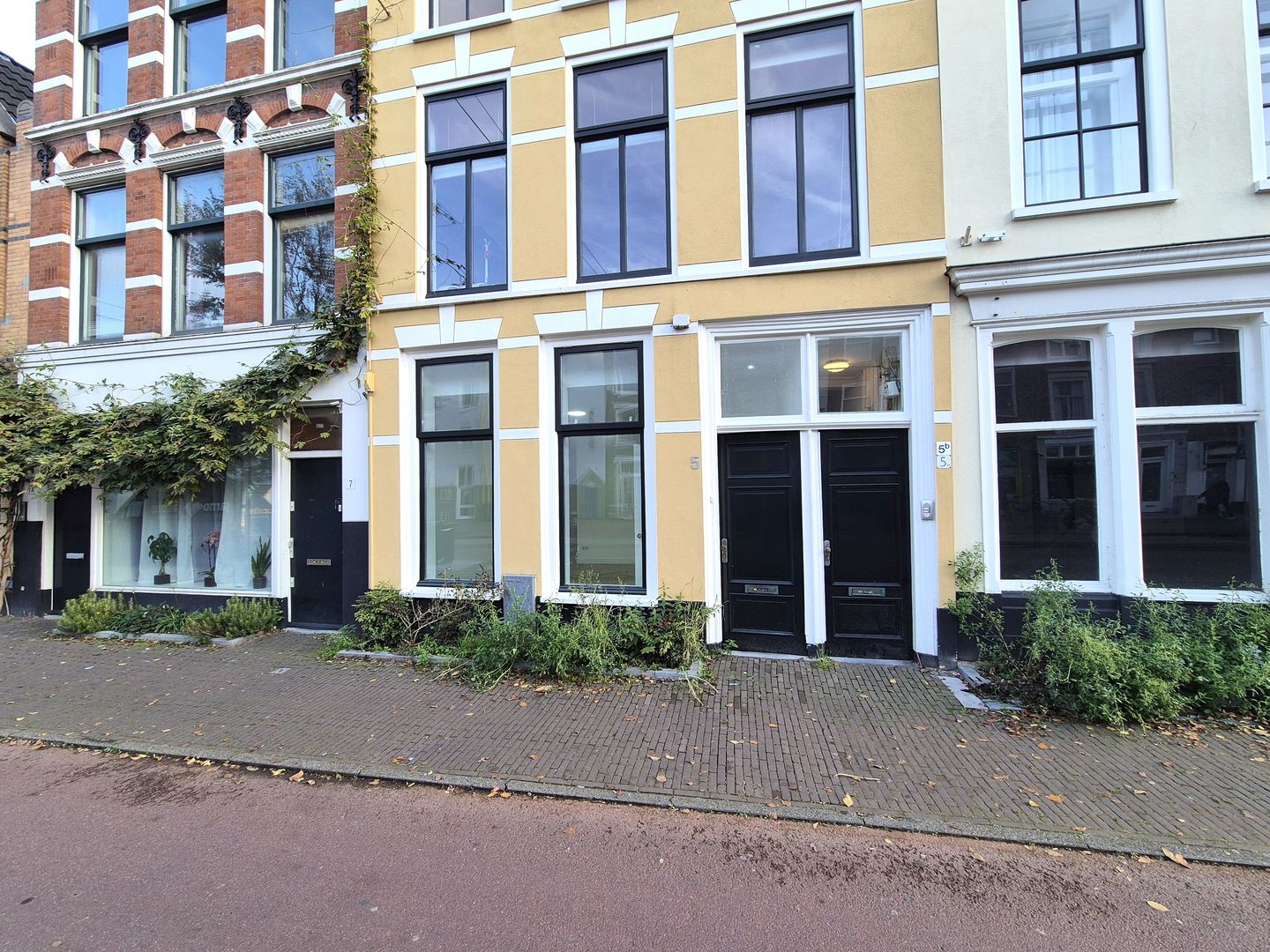 Bekijk foto 1 van Amsterdamse Veerkade 5