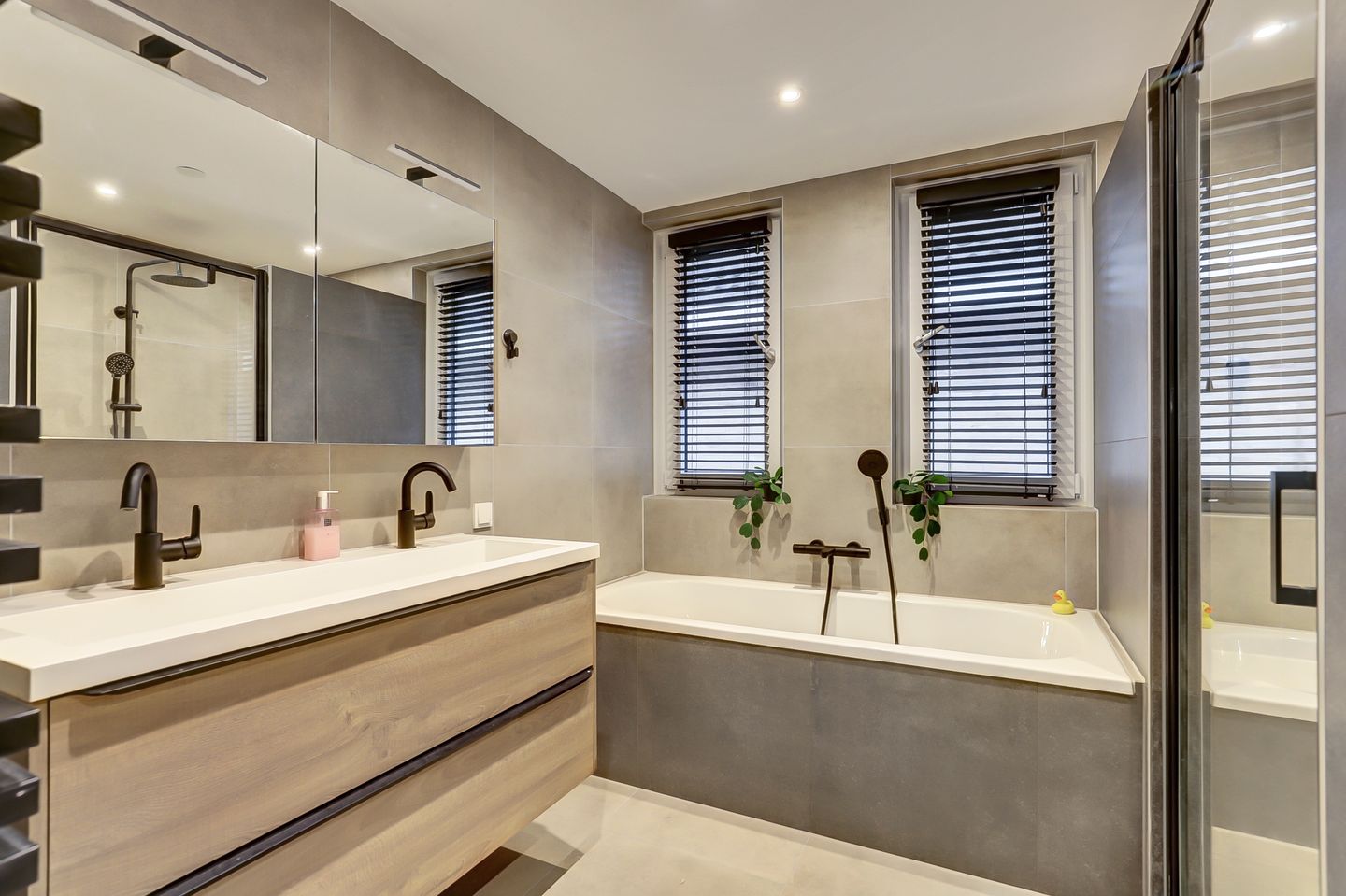 Photo 4 of Kuiperijstraat 9