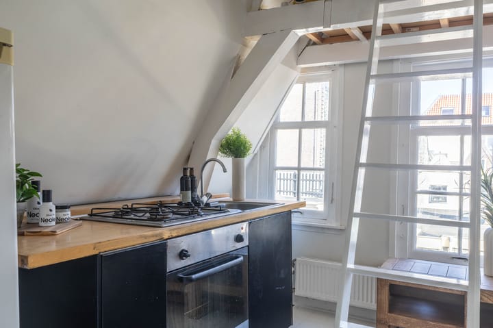 Foto 24 van Romeinsarmsteeg 5-B