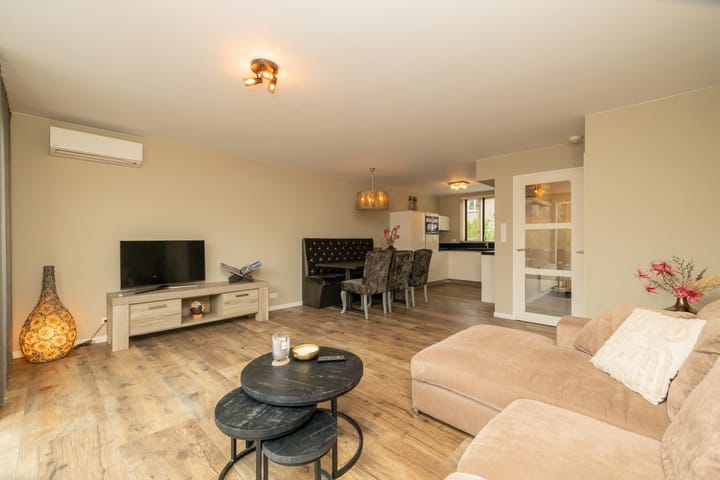 Photo 2 of H. Roland Holstweg 29