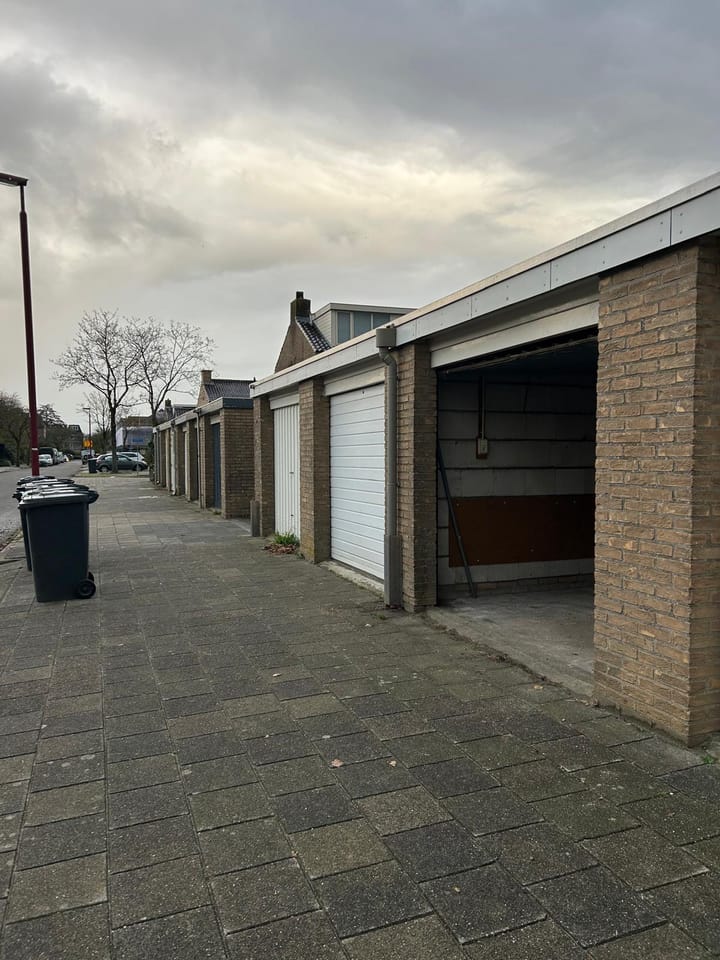 Photo 1 of Bendienlaan