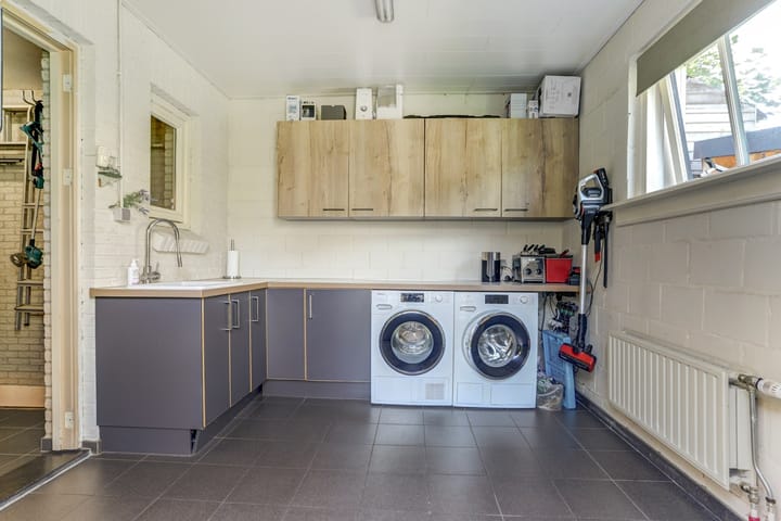 Foto 17 van Schoolstraat 3