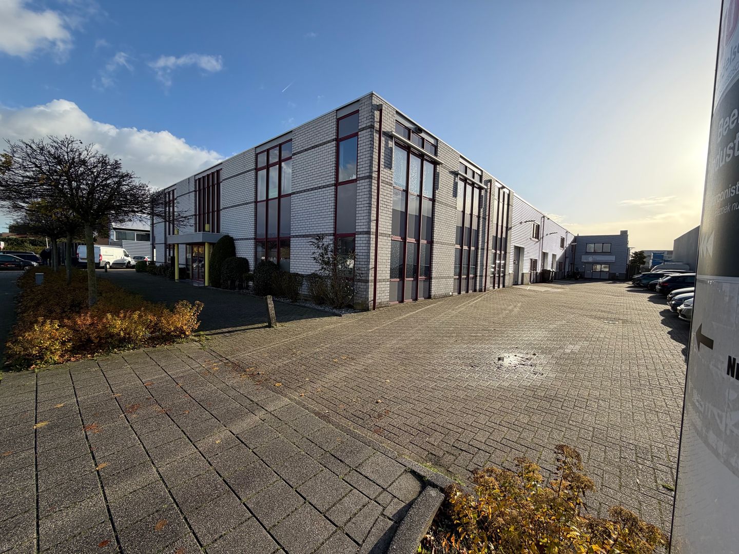 View photo 1 of Marconistraat 28