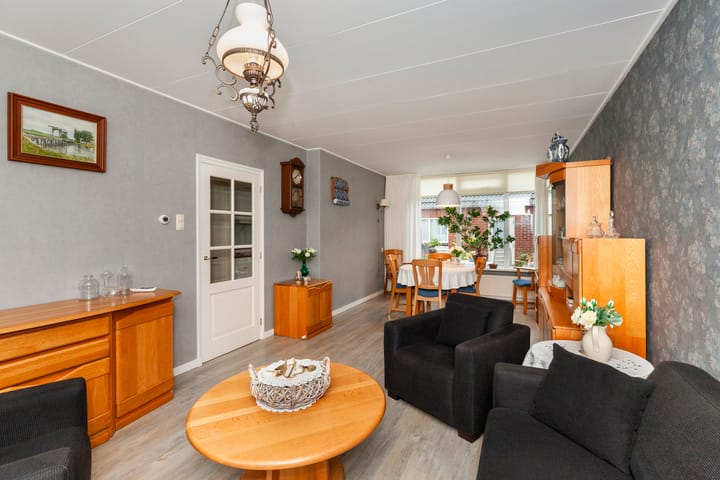 Photo 10 of Juliana van Stolbergstraat 34